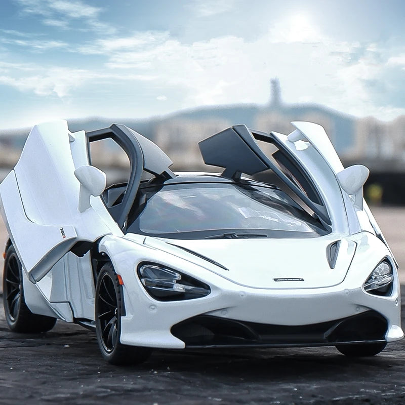 Diecast McLaren 720S Model – 1:24 Alloy Sports Car Toy for Boys & Collectors
