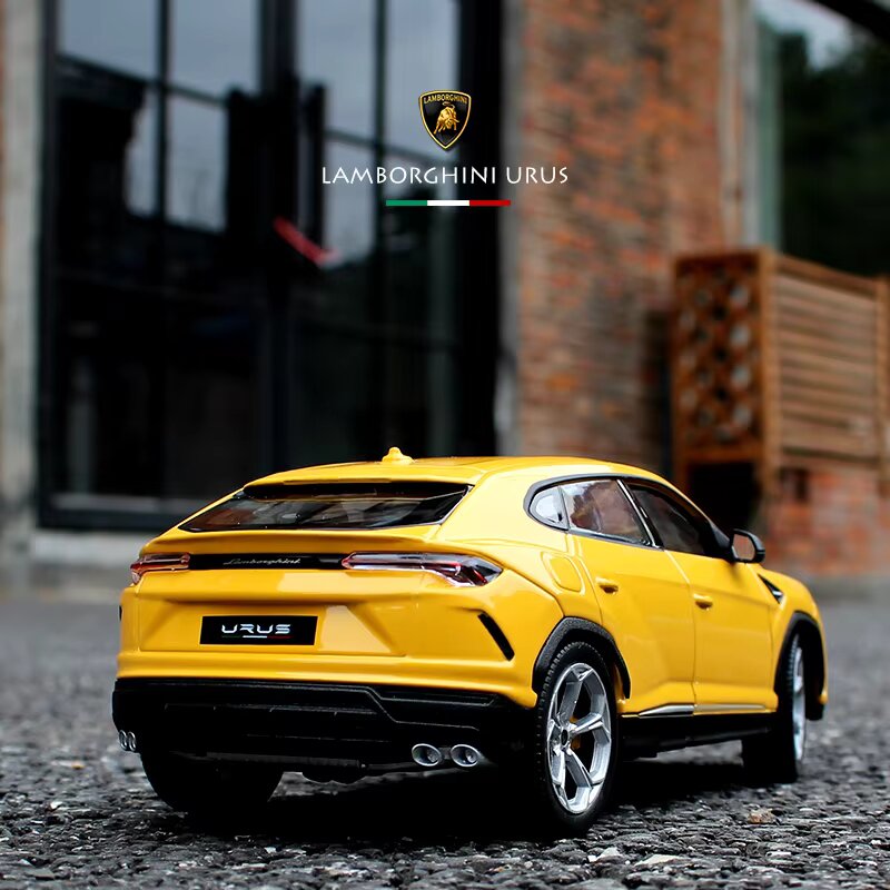 Diecast 1:24 Lamborghini Urus