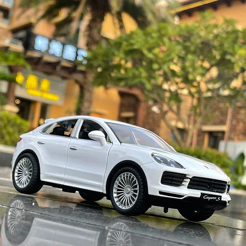 Diecast 1:24 Porsche Cayenne S Turbo