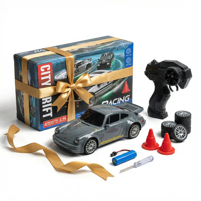 Porsche 911 1:24 Scale High-Speed 4WD RC Drift Car 20KMH