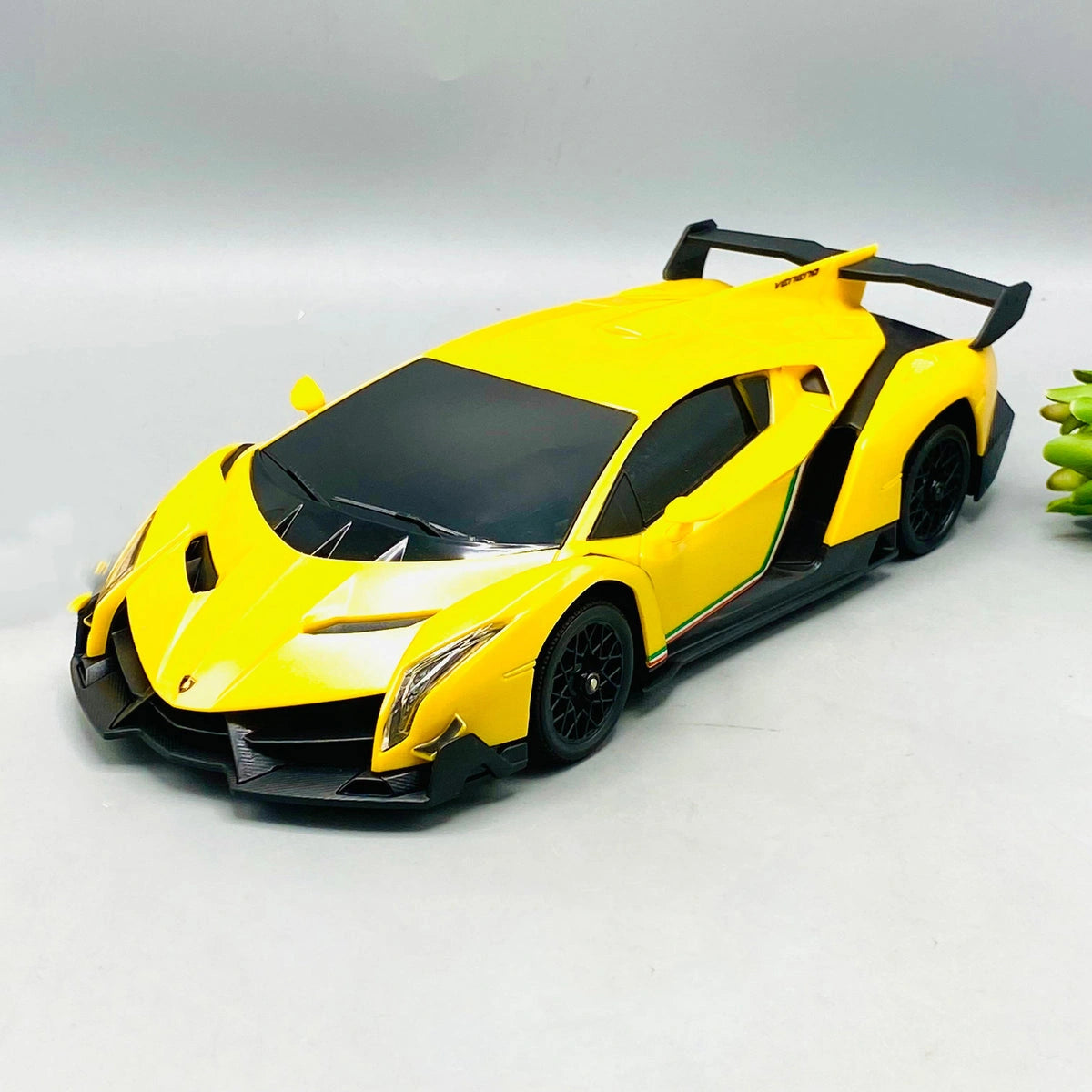 1:18 RC Licensed Lamborghini Veneno Drift Car