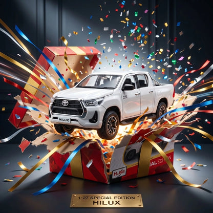 Exquisite Diecast Toyota Hilux Model Car – Premium Alloy Collectible (1:27 Scale)