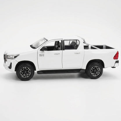 Exquisite Diecast Toyota Hilux Model Car – Premium Alloy Collectible (1:27 Scale)
