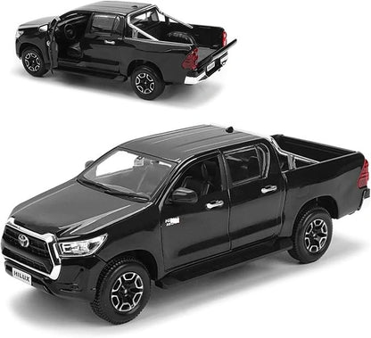Exquisite Diecast Toyota Hilux Model Car – Premium Alloy Collectible (1:27 Scale)