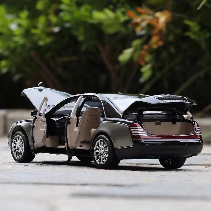Diecast 1:24 Maybach S-650 62S