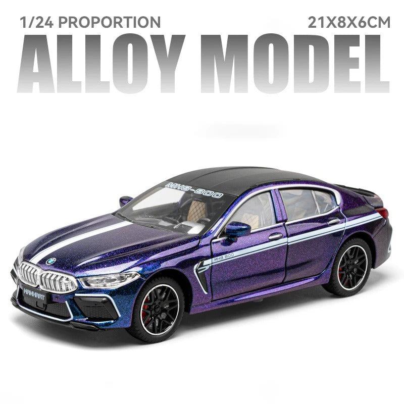 Diecast 1:24 BMW M8
